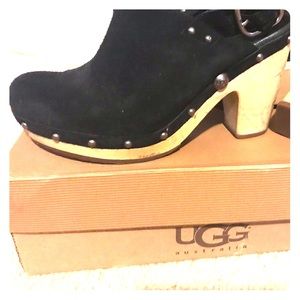 Ugg Clogs